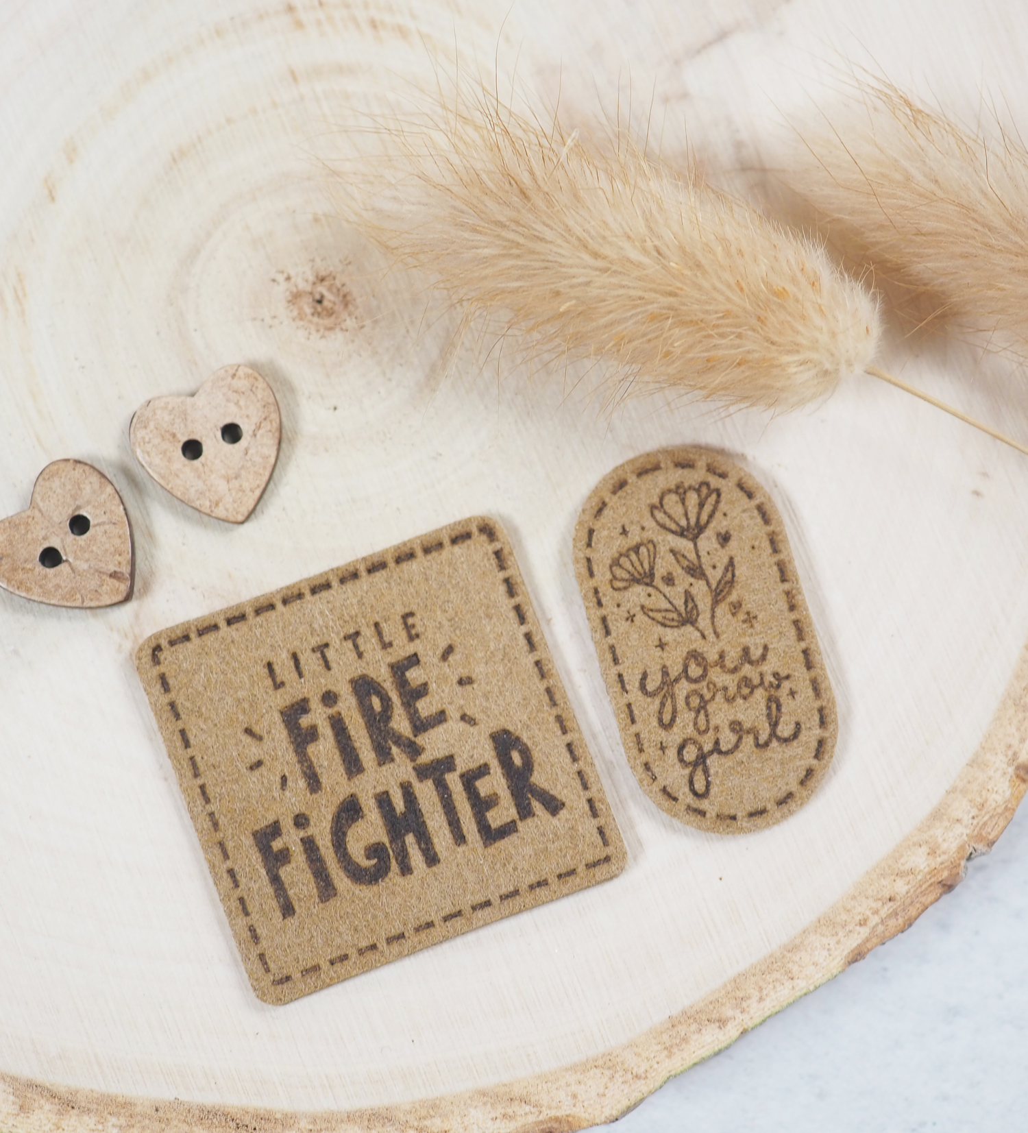 Kunstlederlabel - little fire fighter *iron-on*