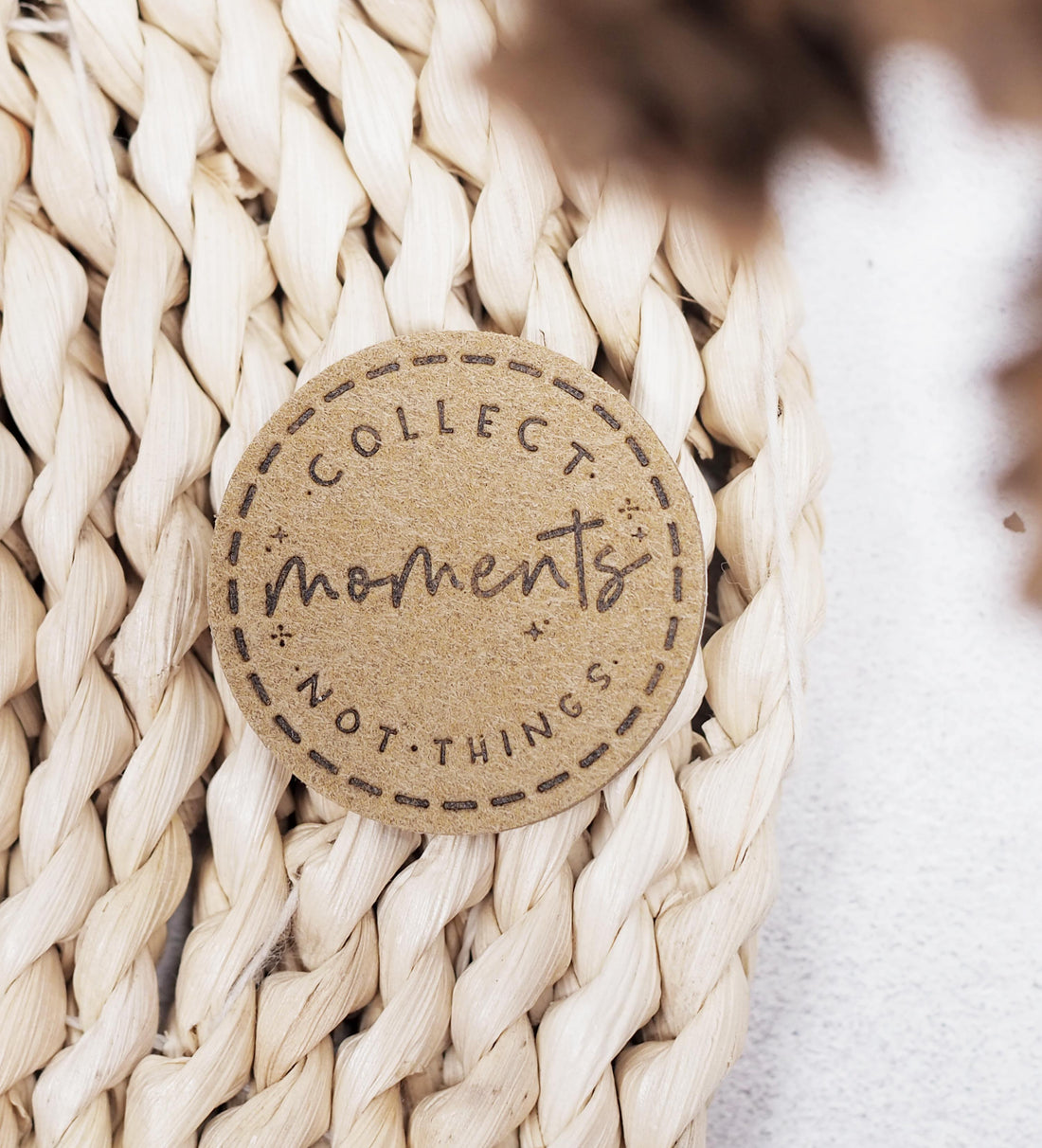 Kunst-Wildlederlabel - Collect Moments *iron-on*